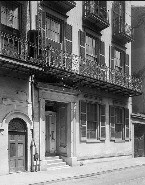 327 Broubon Street French Quarter New Orleans